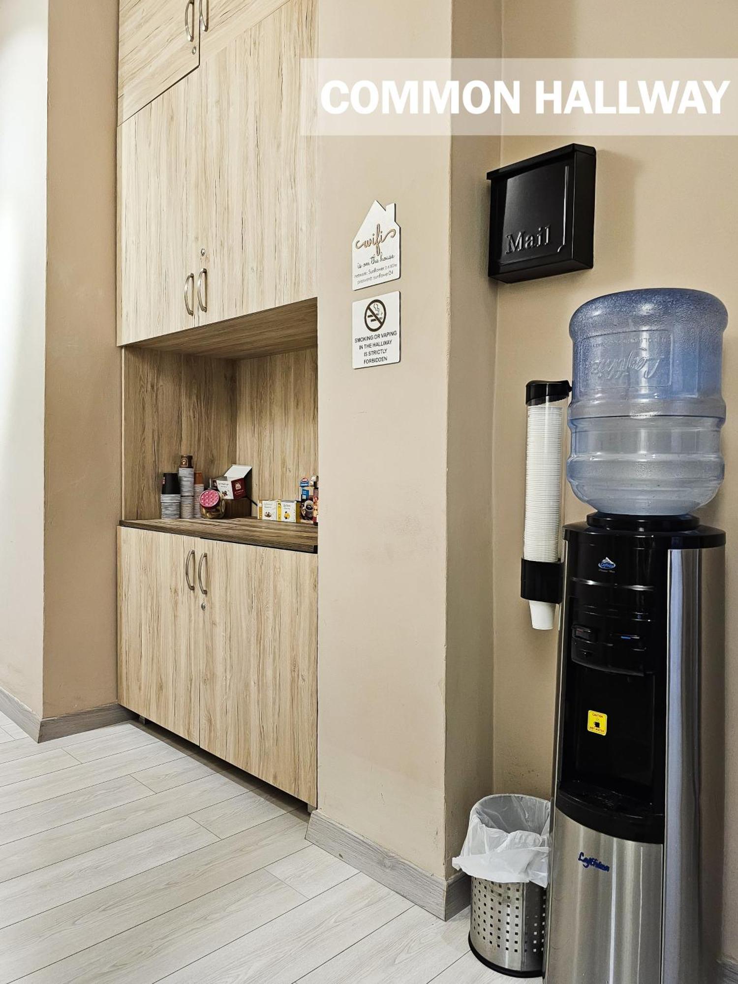 Sunflower Twin Room Tirana Bagian luar foto